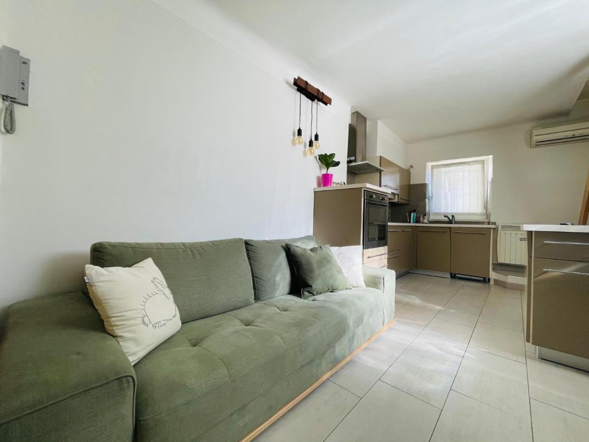 マルセイユLa Maisonette De Vaubanアパートメント エクステリア 写真